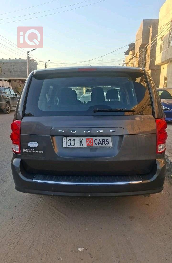 دودج جراند كارافان